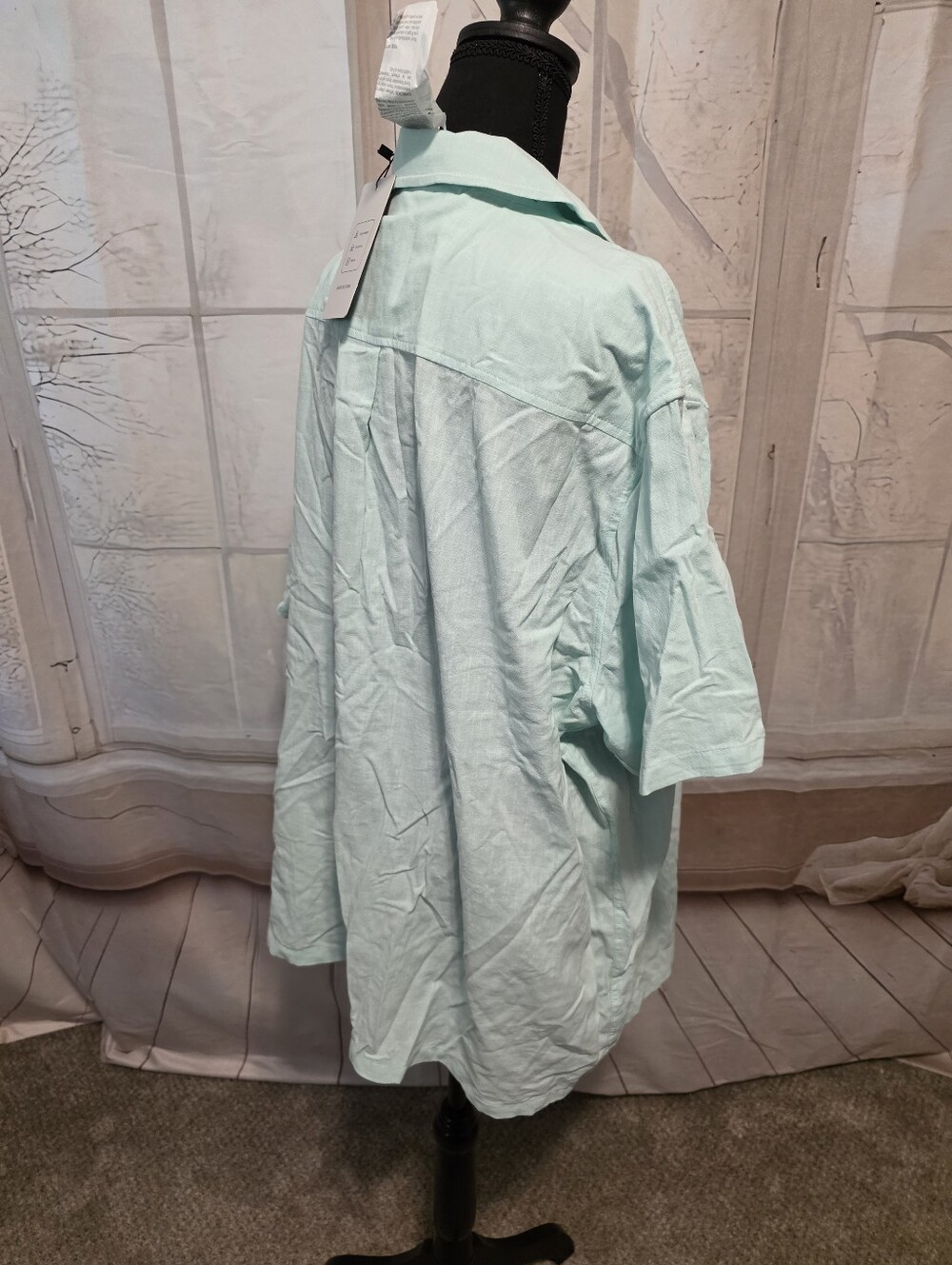 Kohl's Light Mint Green Short Sleeve Button-Down Shirt - Picture 3 of 6